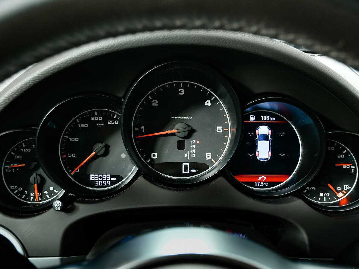Купить Porsche Cayenne с пробегом. Фото: #7