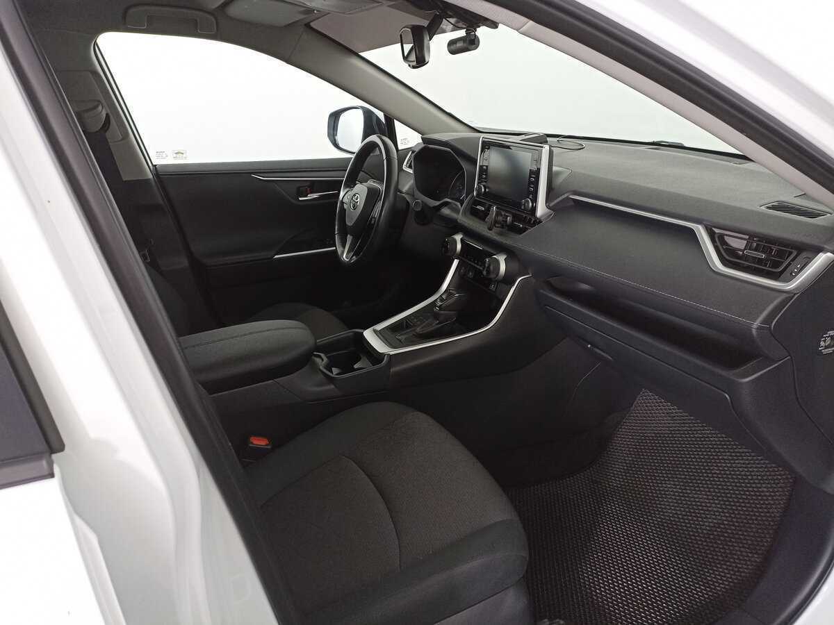 Купить Toyota RAV4 с пробегом. Фото: #10