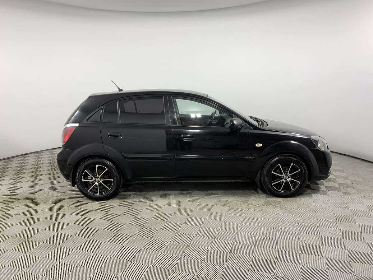 Купить Kia Rio с пробегом. Фото: #3