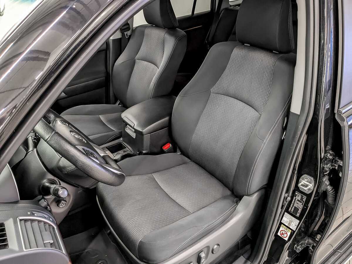 Купить Toyota Land Cruiser Prado с пробегом. Фото: #17