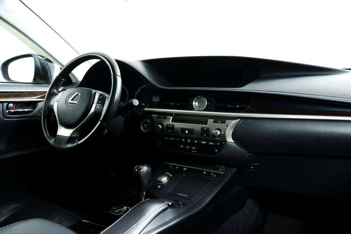 Купить Lexus ES с пробегом. Фото: #8