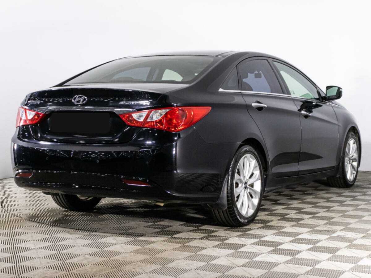 Купить Hyundai Sonata с пробегом. Фото: #4