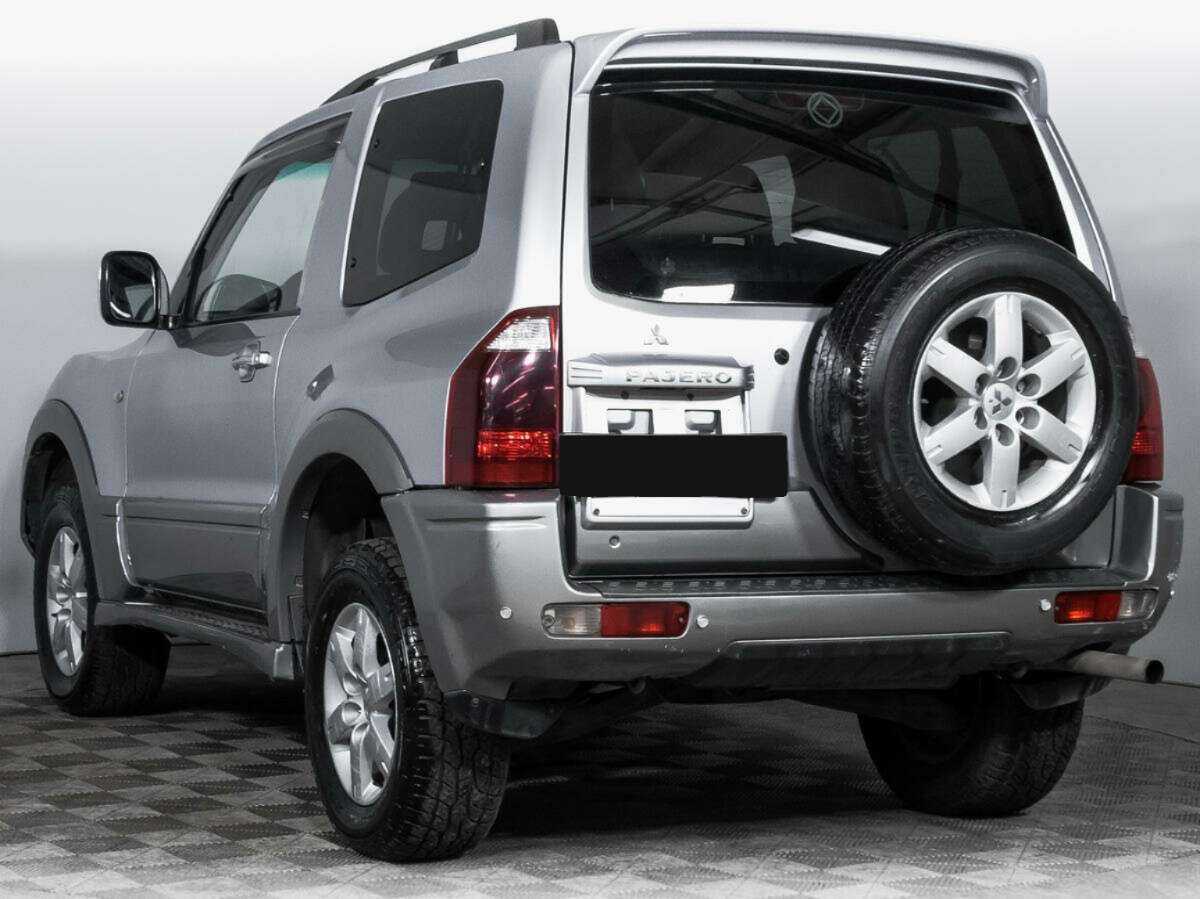 Купить Mitsubishi Pajero с пробегом. Фото: #6