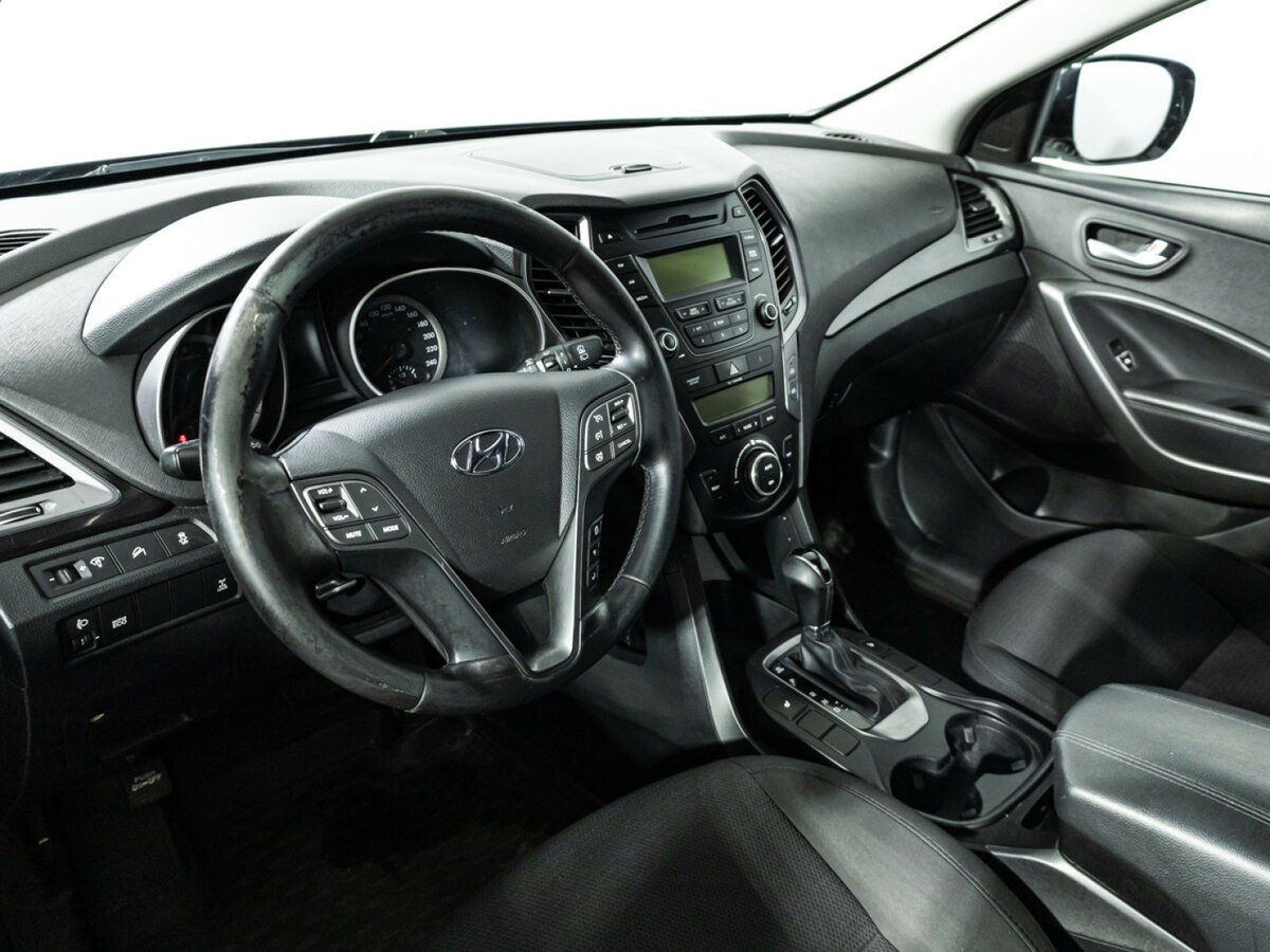 Купить Hyundai Santa Fe с пробегом. Фото: #10