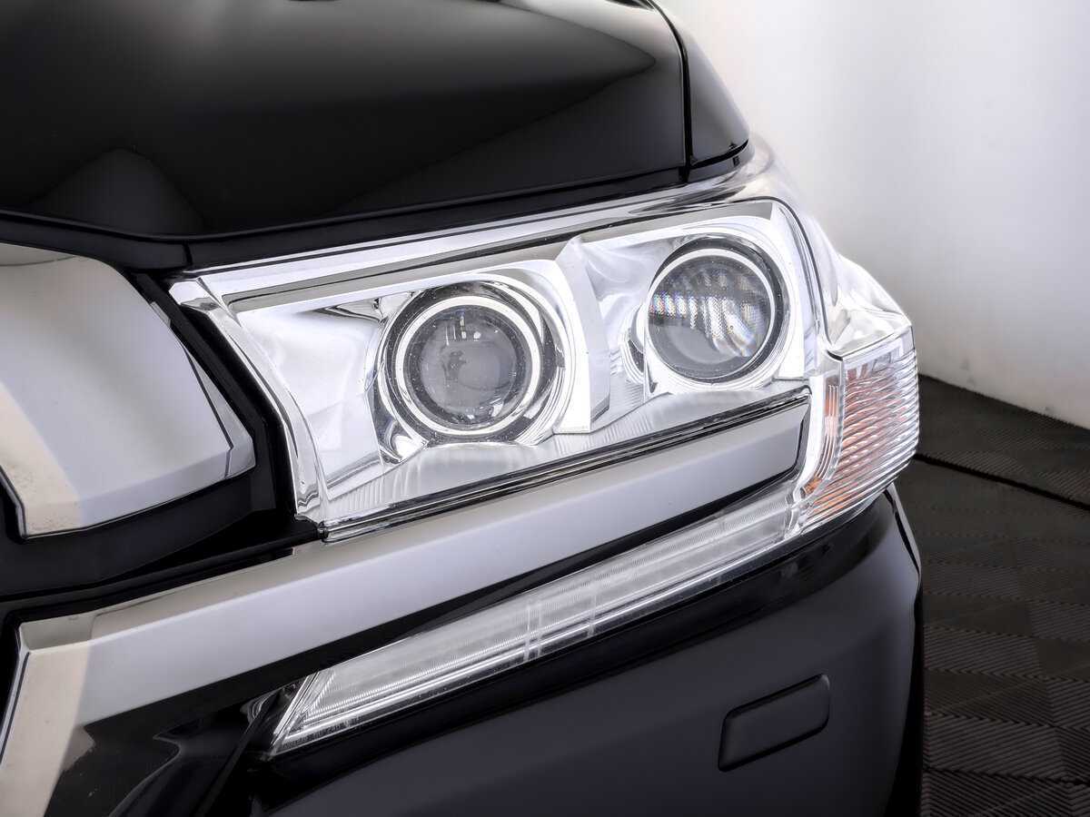 Купить Toyota Land Cruiser с пробегом. Фото: #16