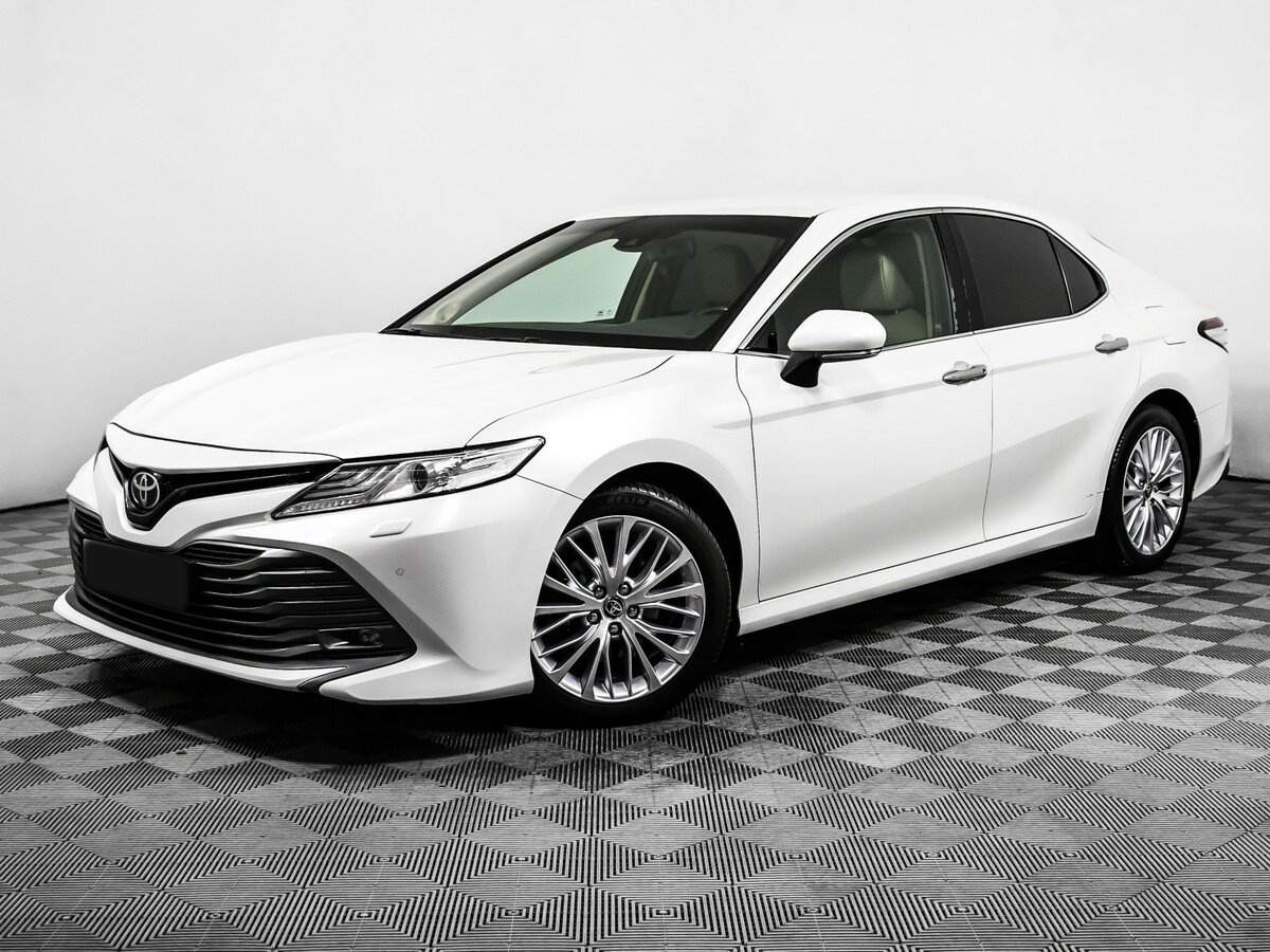Купить Toyota Camry с пробегом. Посмотреть фото
