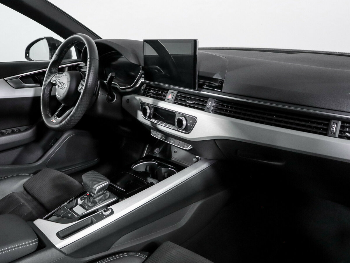 Купить Audi A4 с пробегом. Фото: #5