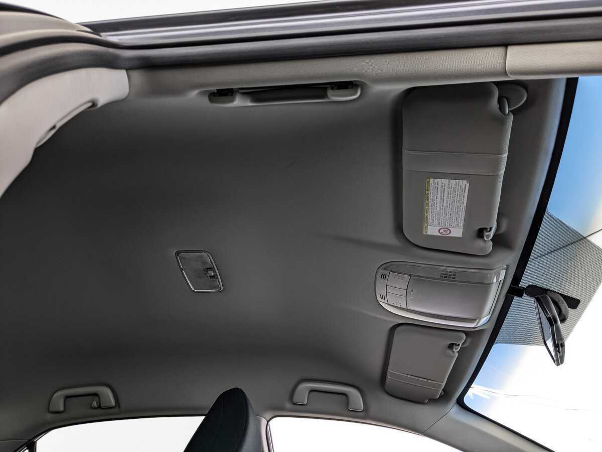 Купить Toyota Corolla с пробегом. Фото: #17