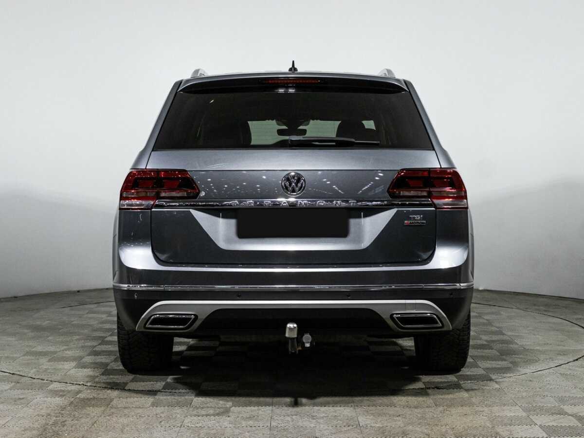 Купить Volkswagen Teramont с пробегом. Фото: #4