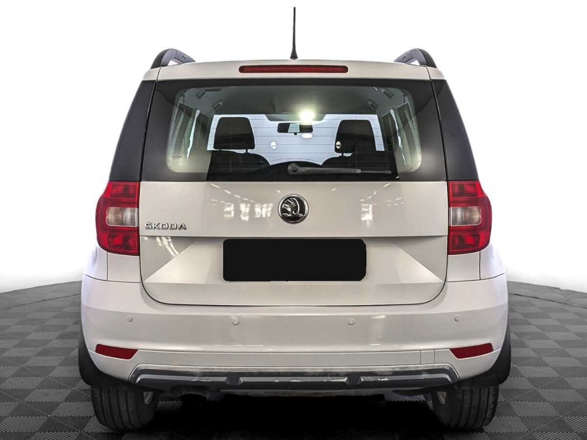 Купить Skoda Yeti с пробегом. Фото: #5