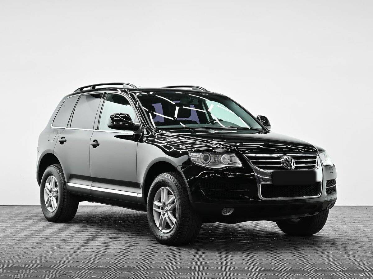 Купить Volkswagen Touareg с пробегом. Фото: #1