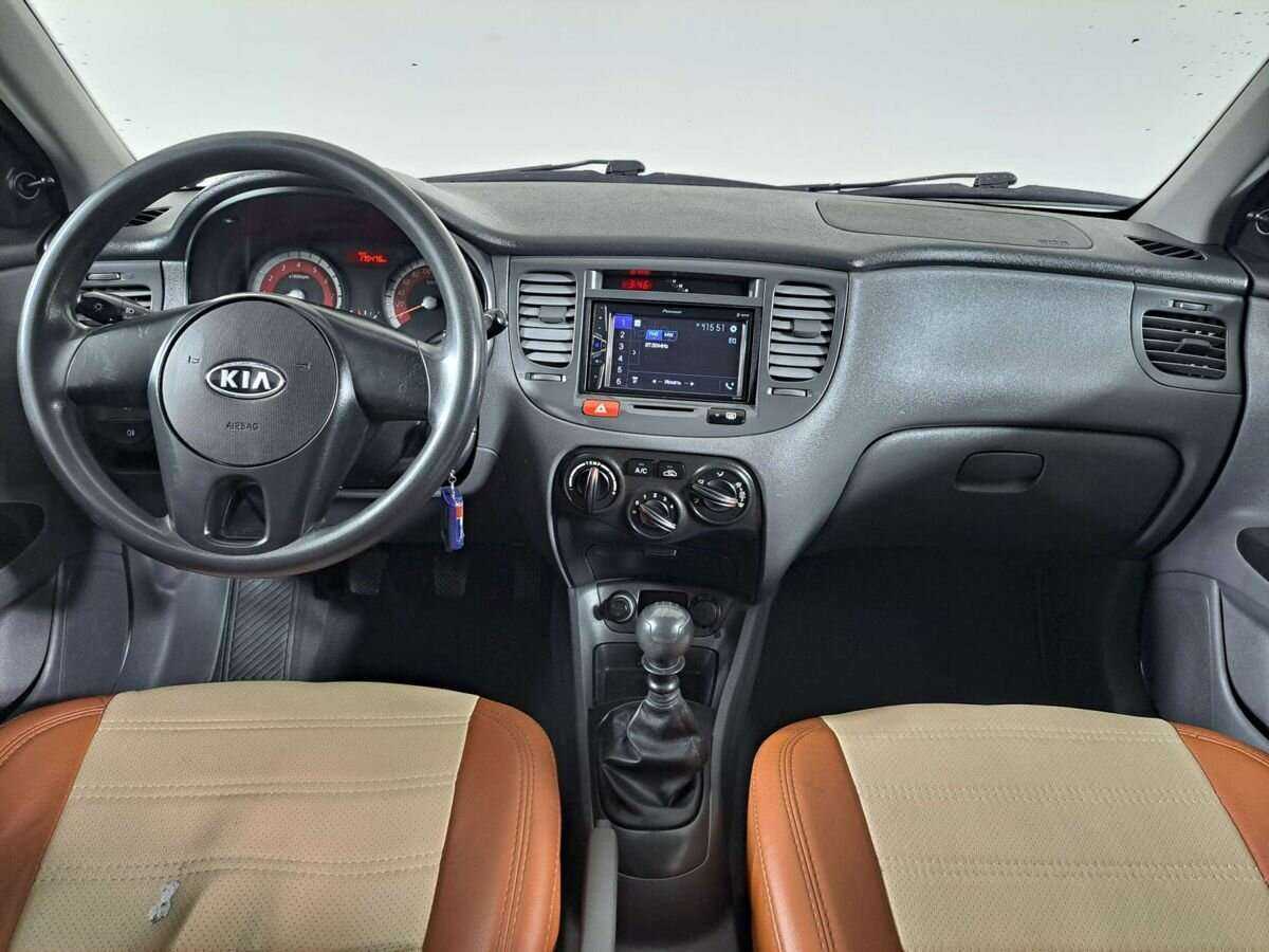 Купить Kia Rio с пробегом. Фото: #11