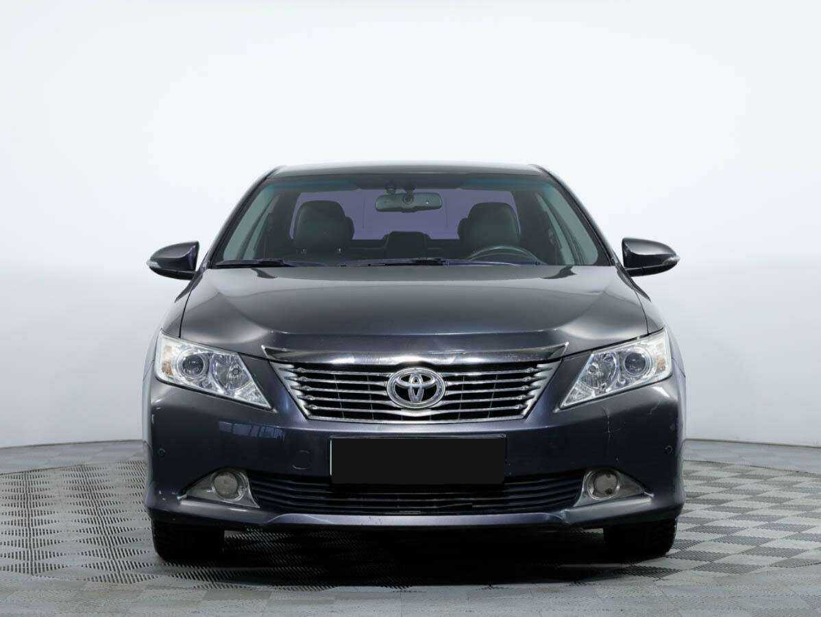 Купить Toyota Camry с пробегом. Посмотреть фото