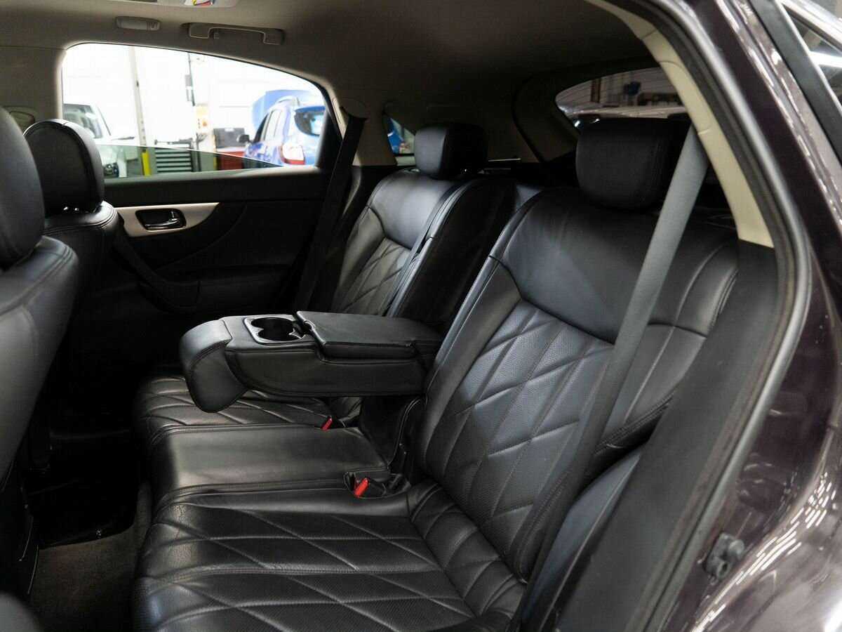 Купить Infiniti FX с пробегом. Фото: #5