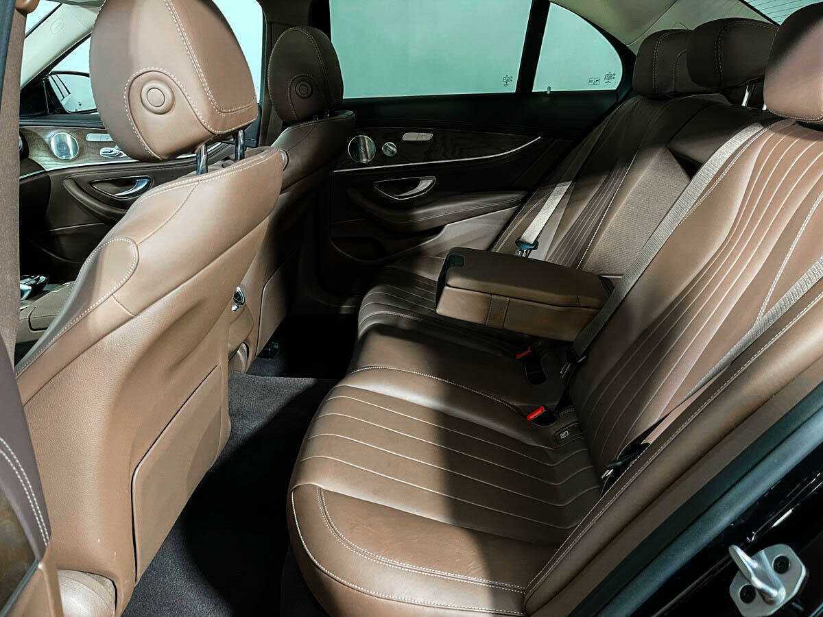 Купить Mercedes-Benz E-Класс с пробегом. Фото: #9