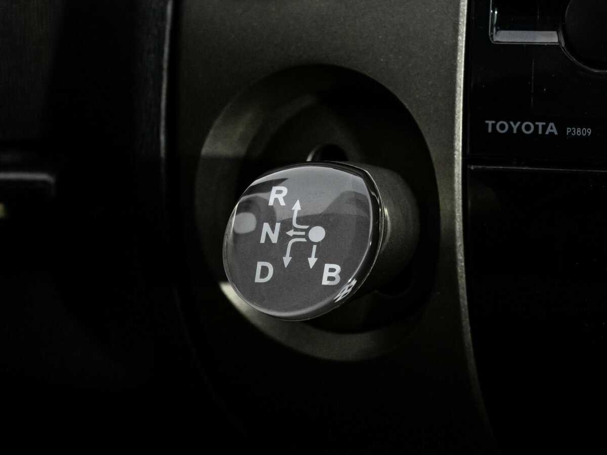 Купить Toyota Prius с пробегом. Фото: #15