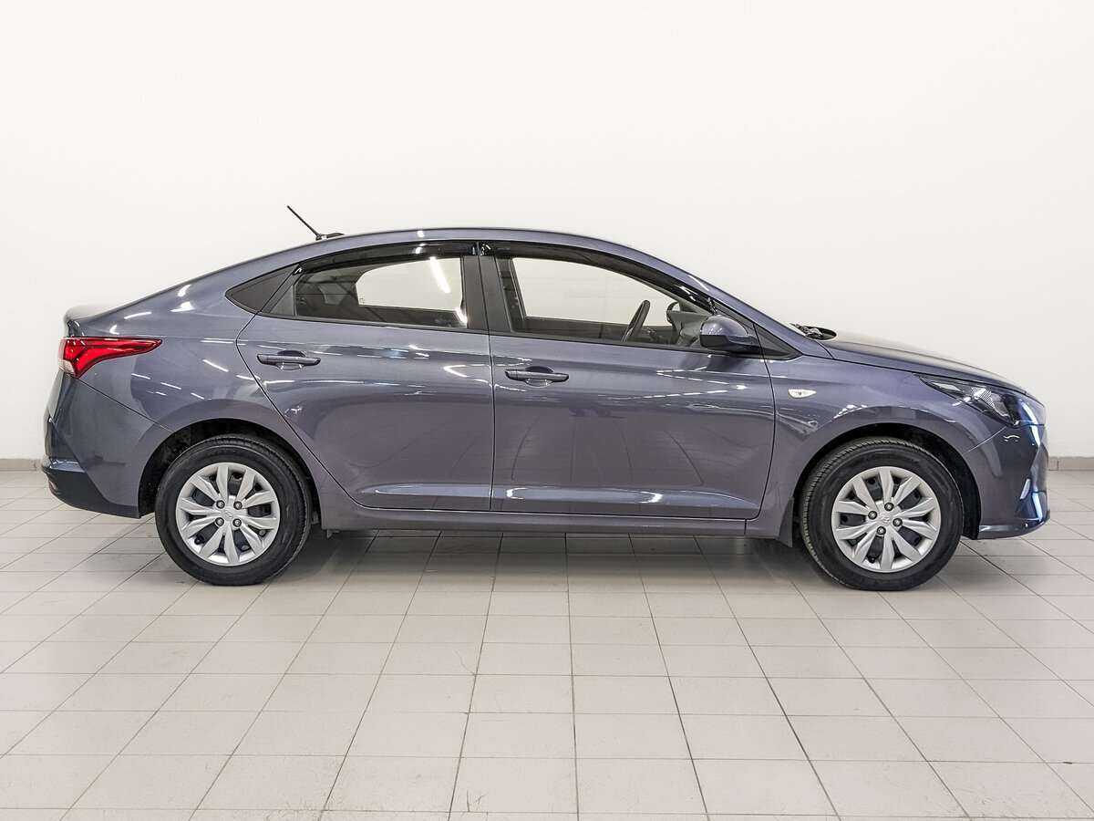 Купить Hyundai Solaris с пробегом. Фото: #3