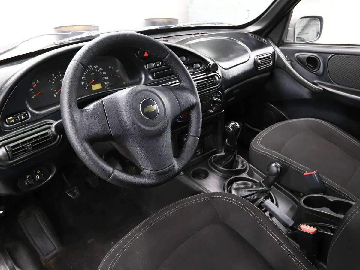 Купить Chevrolet Niva с пробегом. Фото: #5