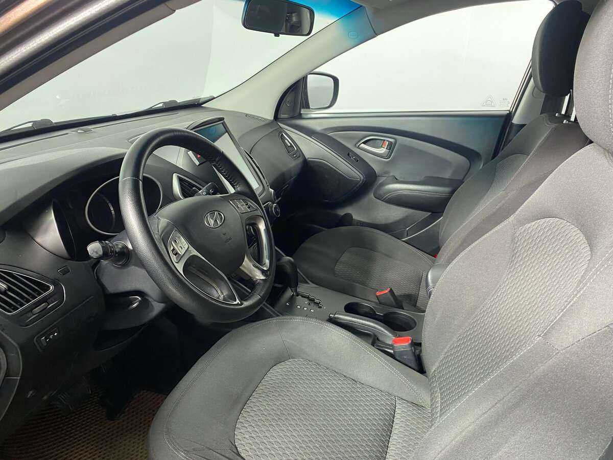 Купить Hyundai ix35 с пробегом. Фото: #10