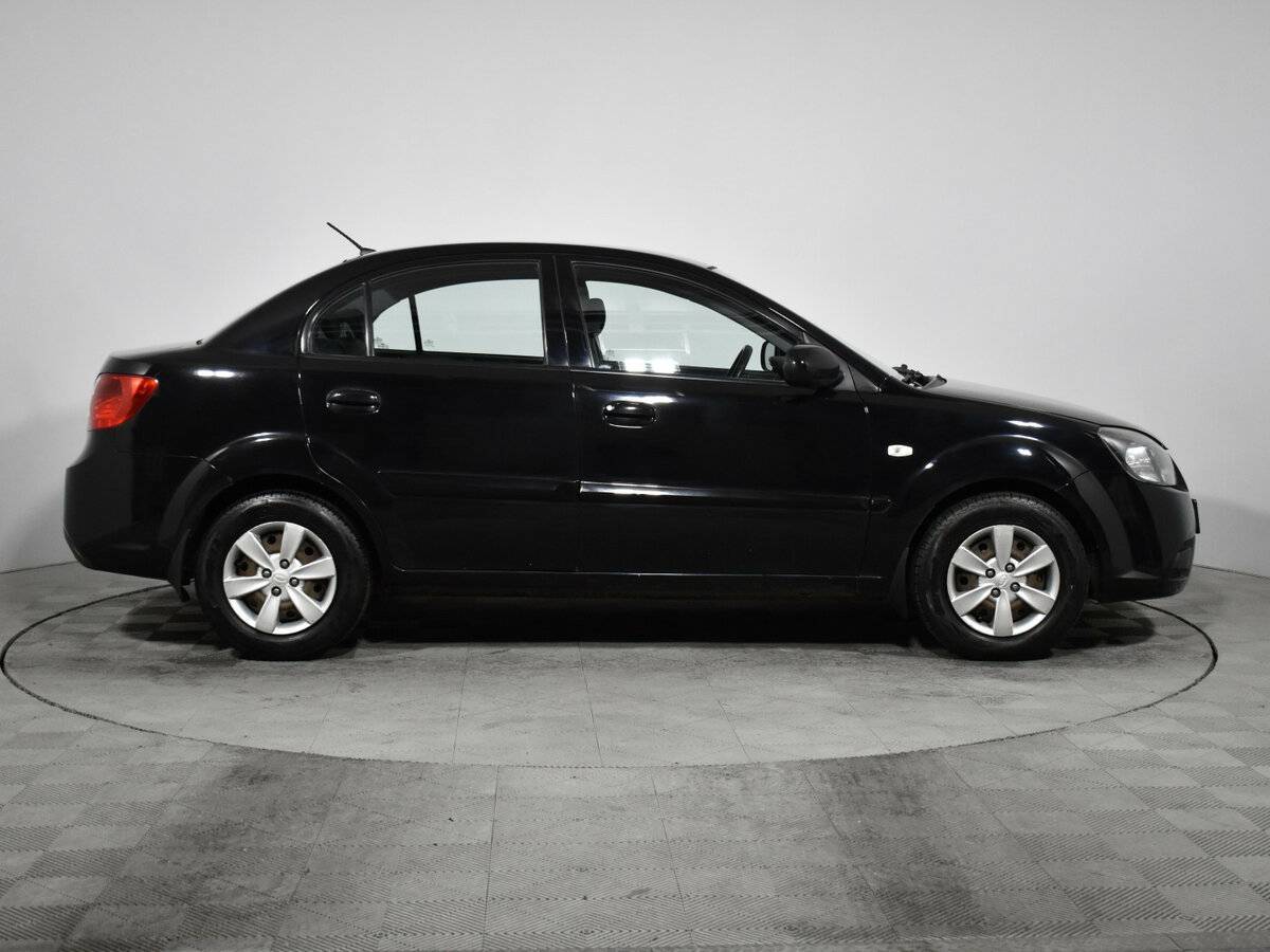 Купить Kia Rio с пробегом. Фото: #3