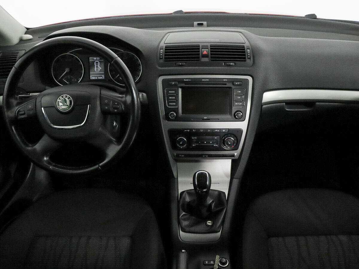Купить Skoda Octavia с пробегом. Фото: #8