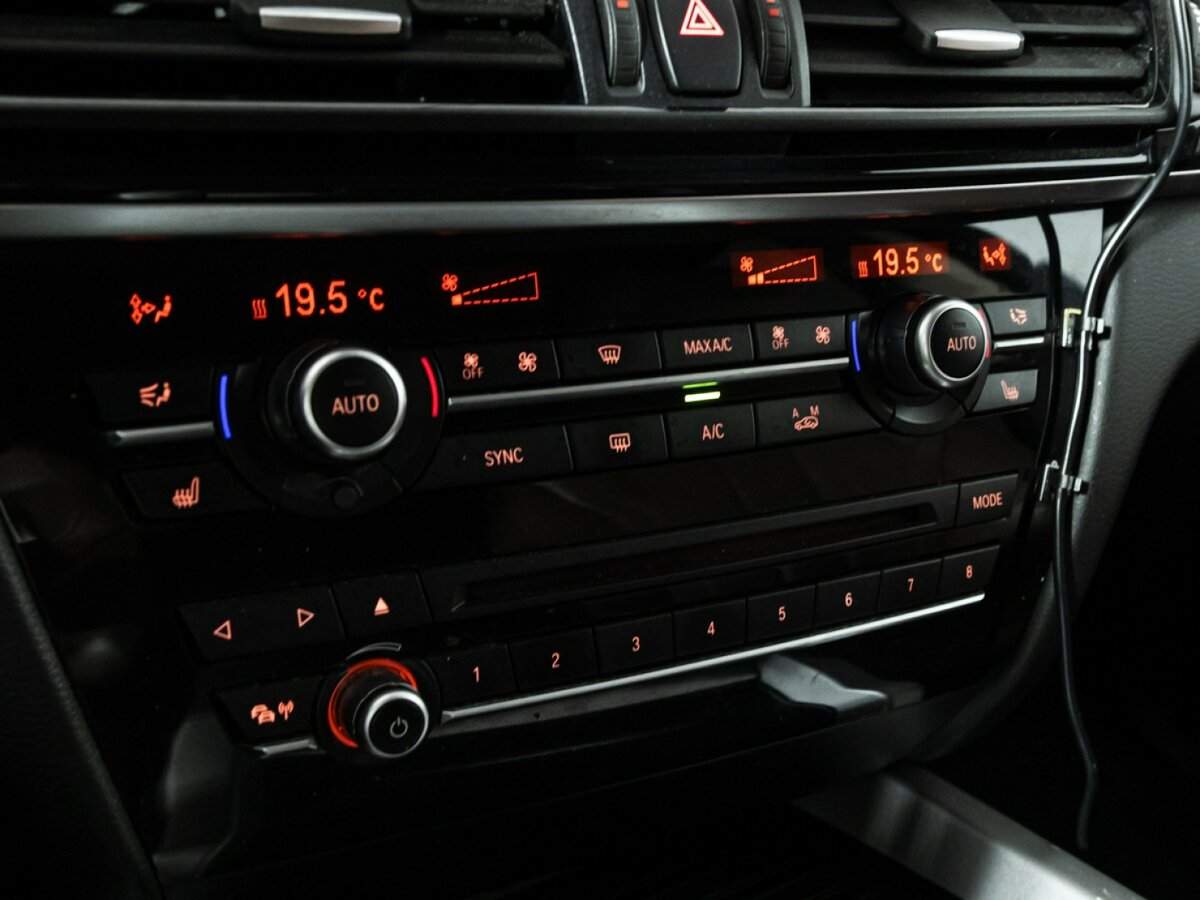 Купить BMW X5 с пробегом. Фото: #17
