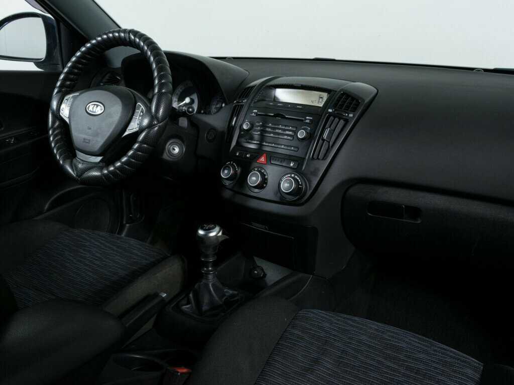 Купить Kia Ceed с пробегом. Фото: #6