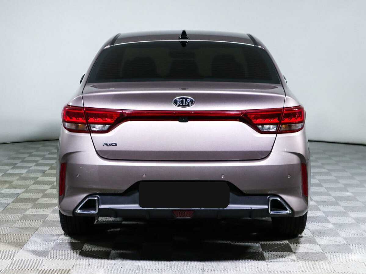Купить Kia Rio с пробегом. Фото: #4
