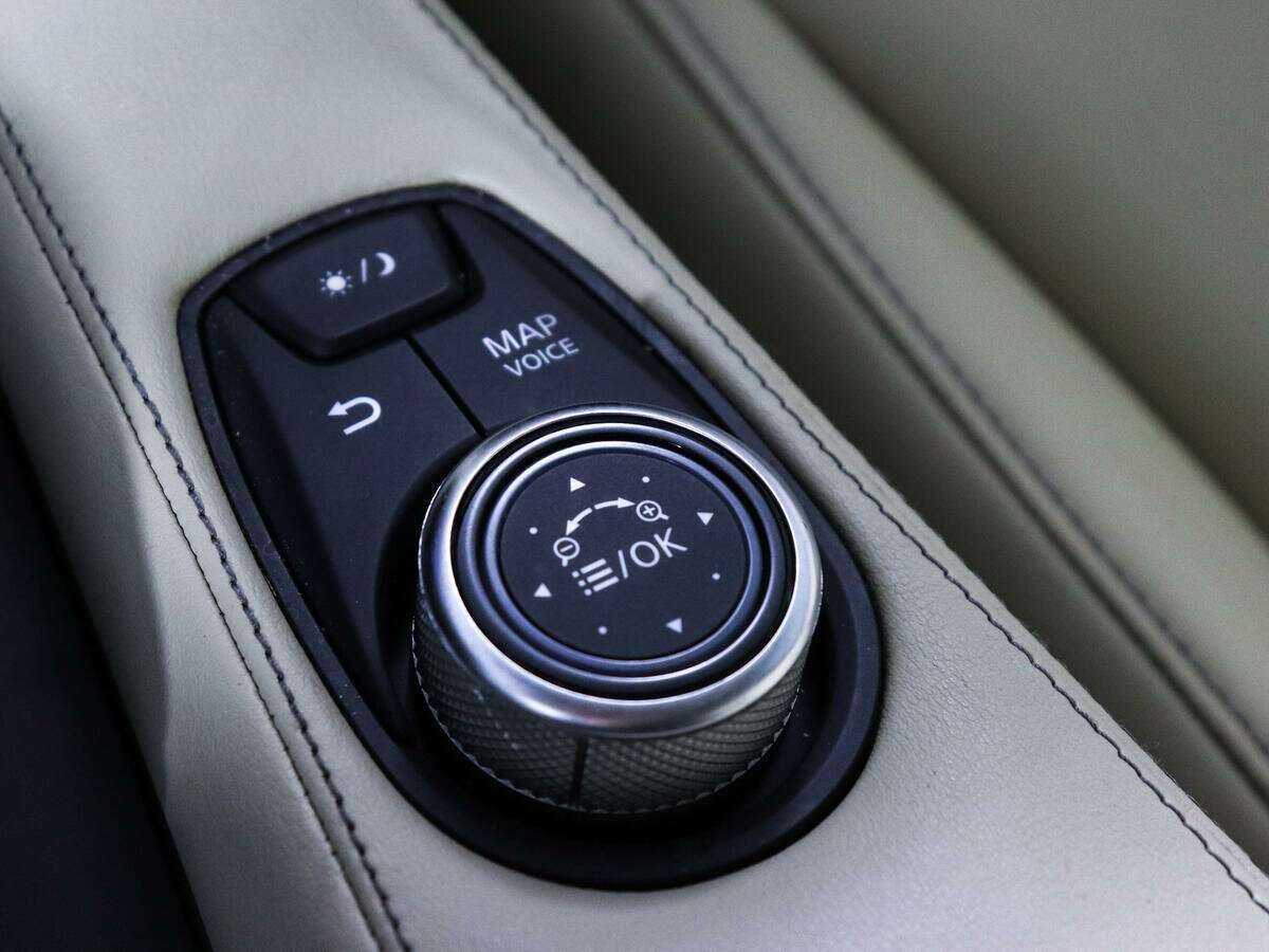 Купить Infiniti QX50 с пробегом. Фото: #16