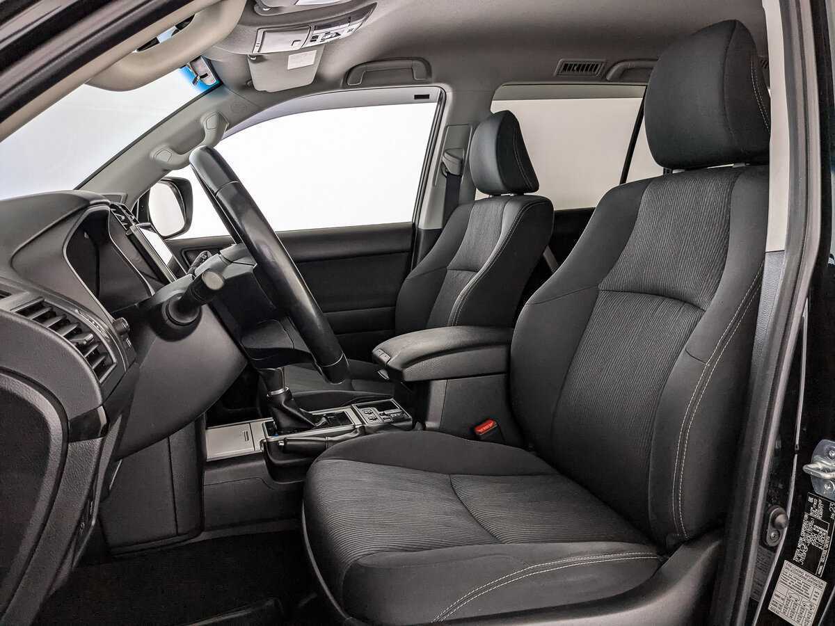 Купить Toyota Land Cruiser Prado с пробегом. Фото: #14