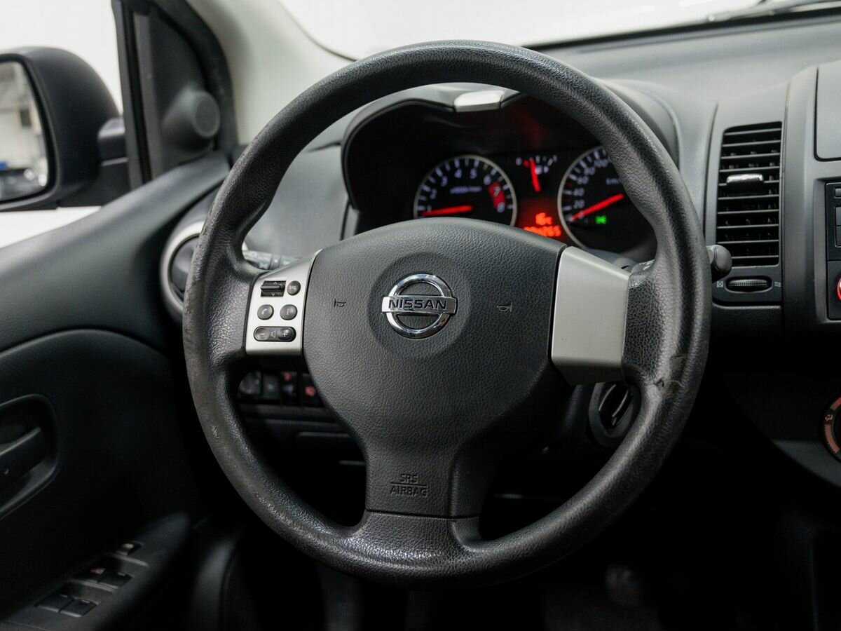 Купить Nissan Note с пробегом. Фото: #10