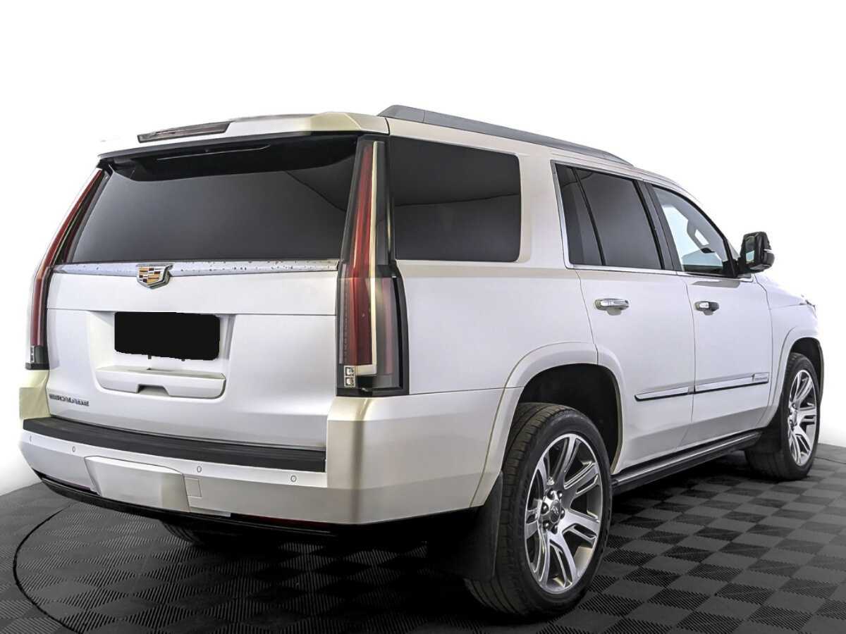 Купить Cadillac Escalade с пробегом. Фото: #4