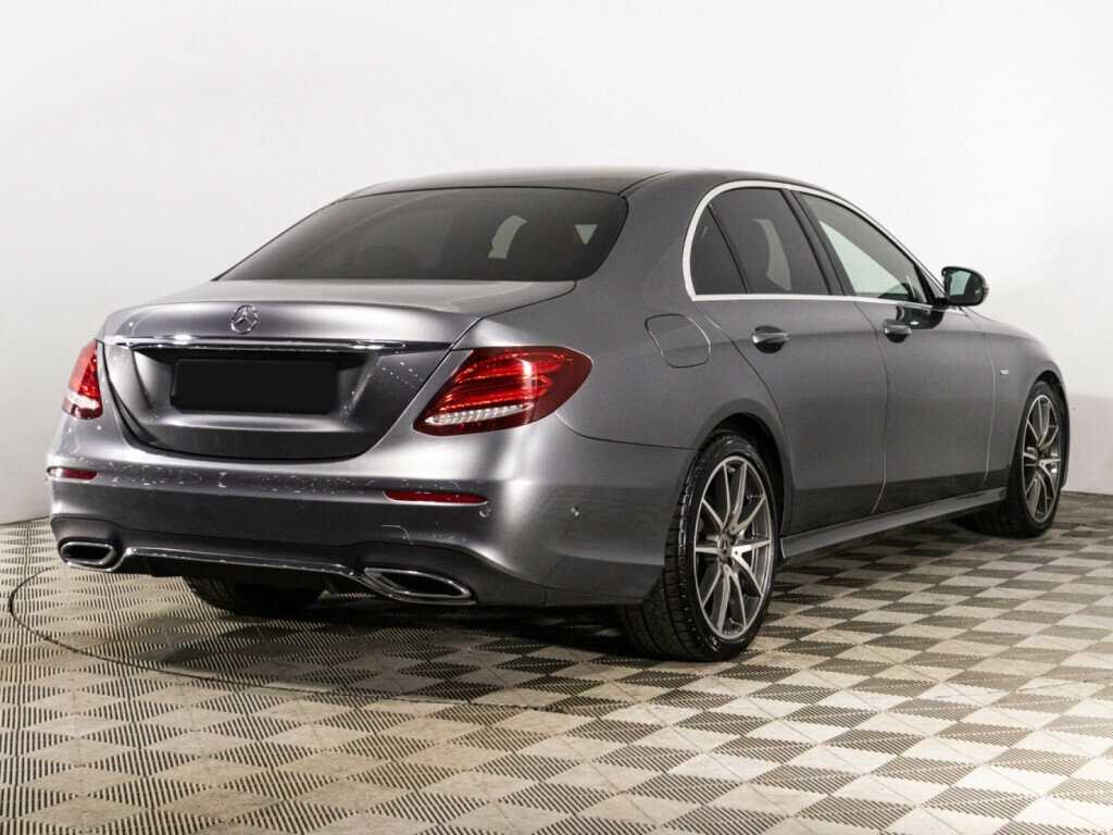 Купить Mercedes-Benz E-Класс с пробегом. Фото: #4