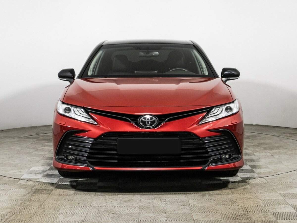 Купить Toyota Camry с пробегом. Фото: #1