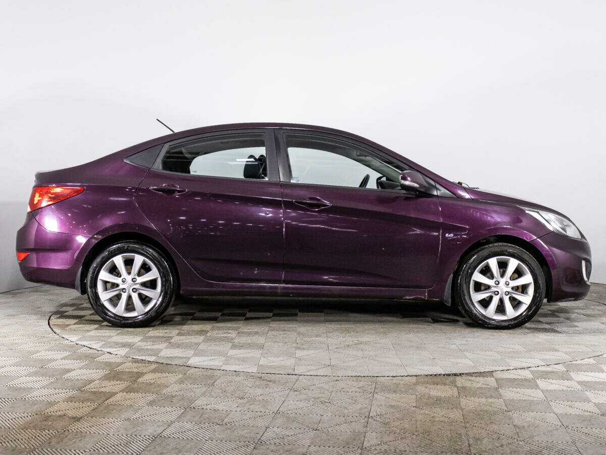 Купить Hyundai Solaris с пробегом. Фото: #3