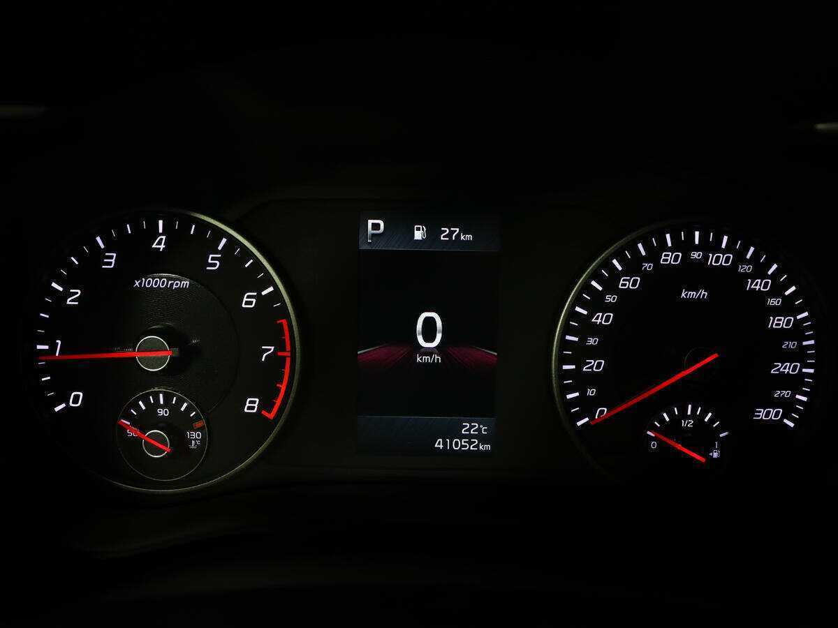 Купить Kia Stinger с пробегом. Фото: #10