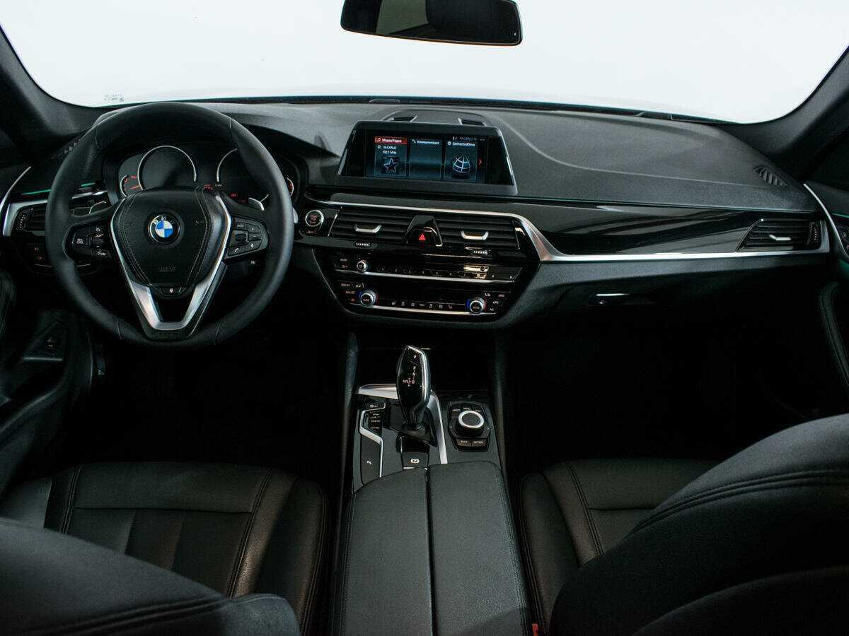 Купить BMW 5 серии с пробегом. Фото: #11