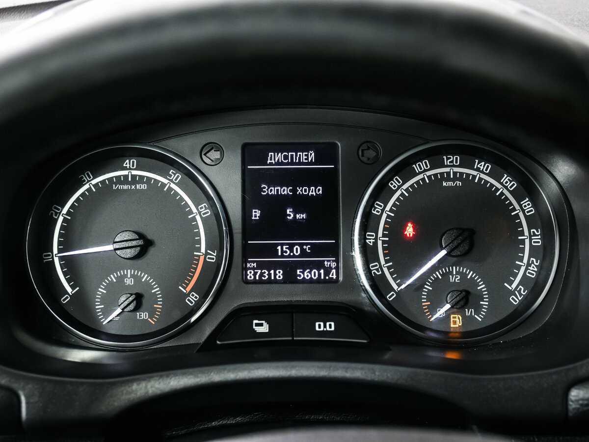 Купить Skoda Fabia RS с пробегом. Фото: #9