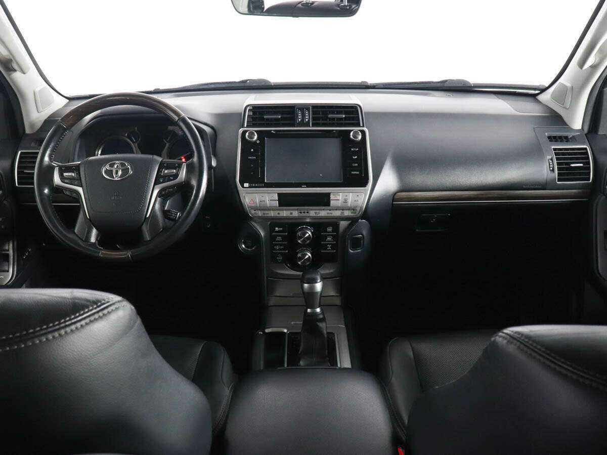 Купить Toyota Land Cruiser Prado с пробегом. Фото: #10