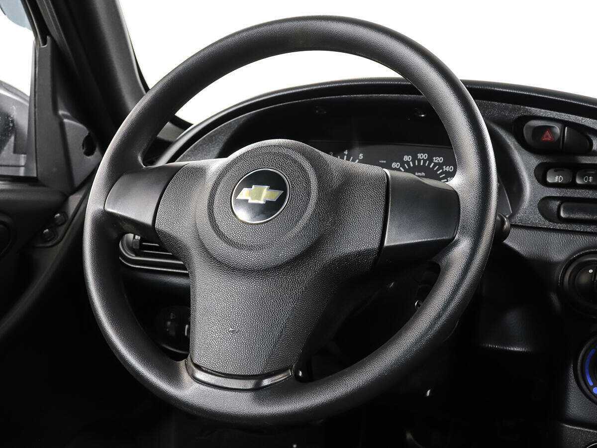 Купить Chevrolet Niva с пробегом. Фото: #13