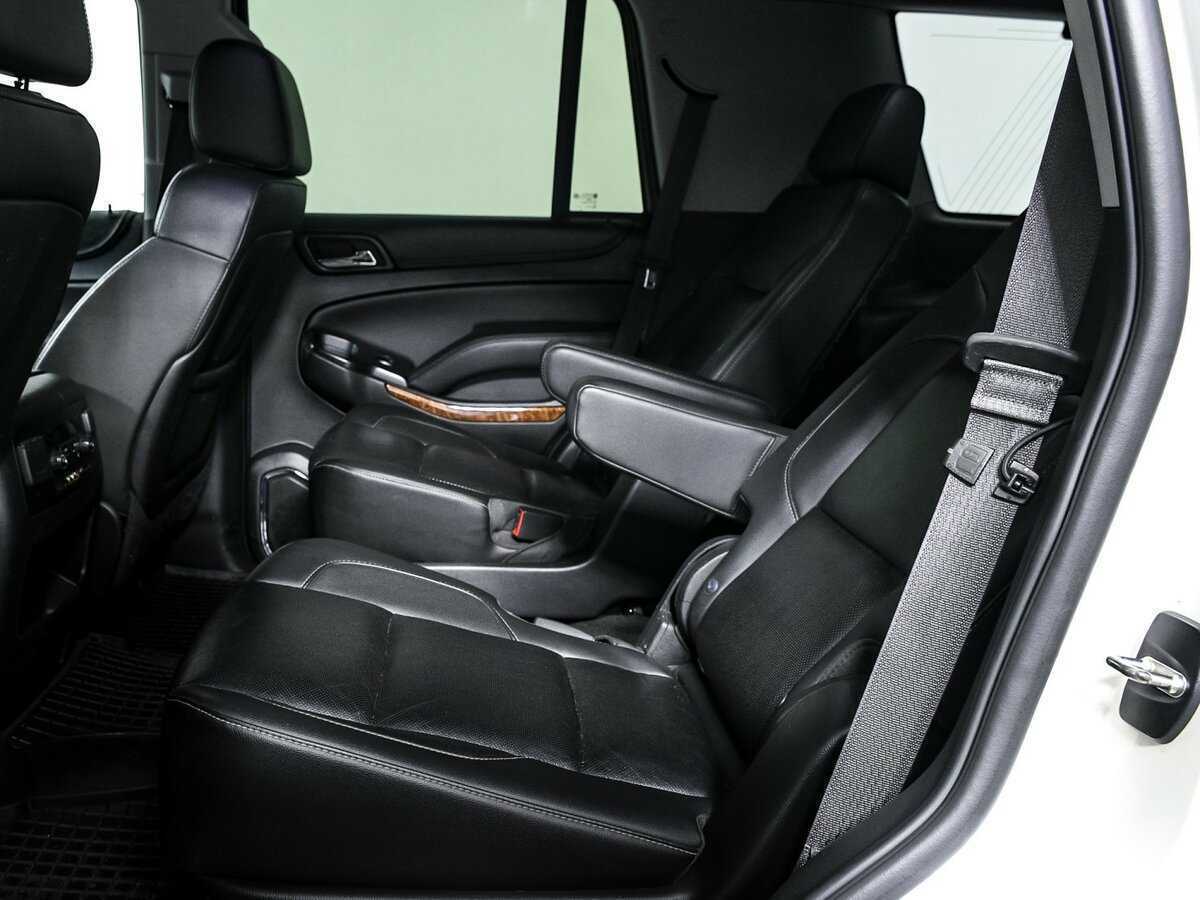 Купить Chevrolet Tahoe с пробегом. Фото: #9
