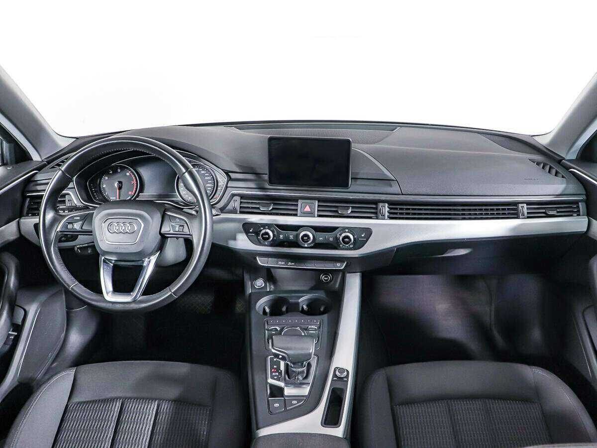Купить Audi A4 с пробегом. Фото: #10
