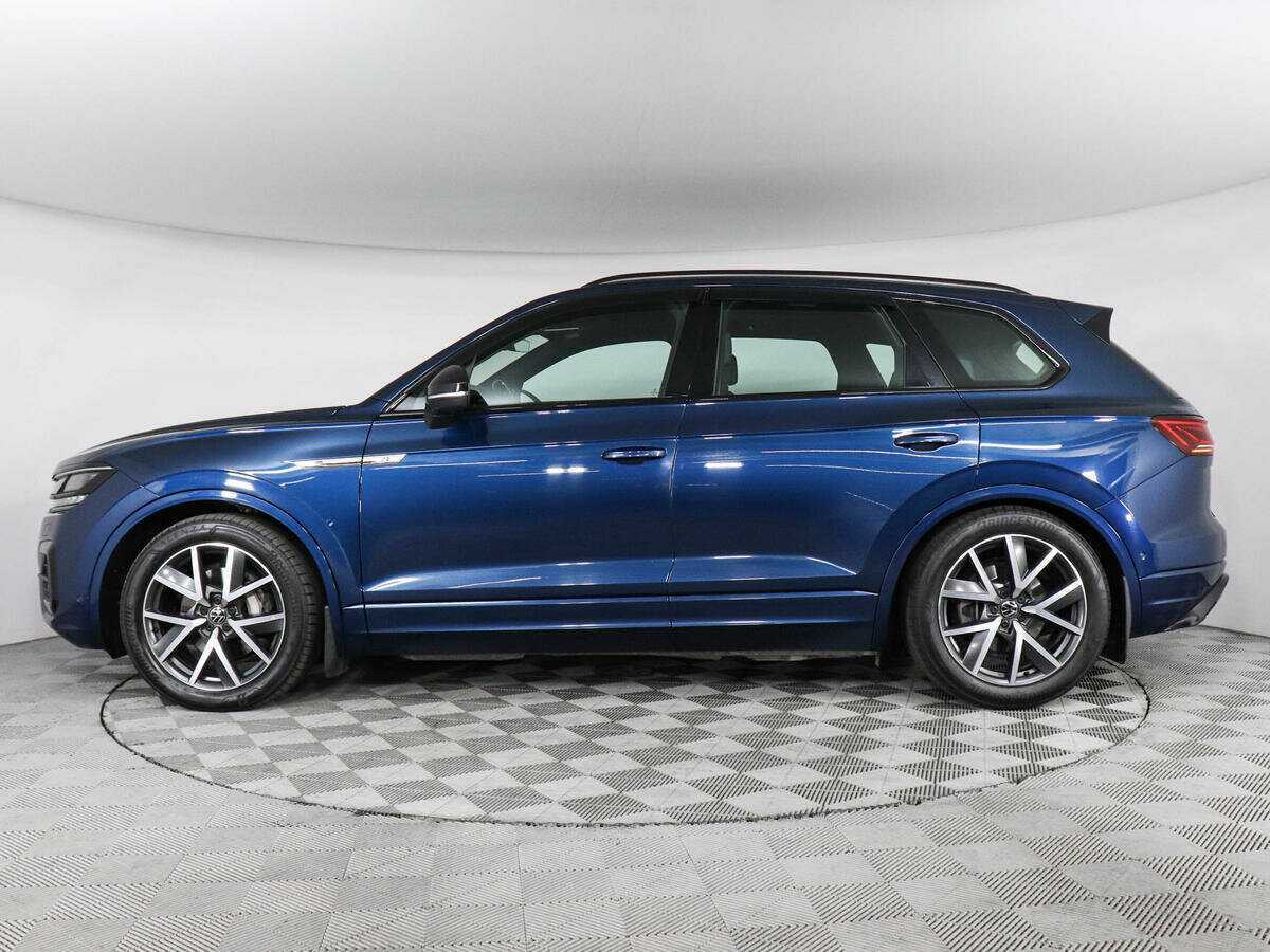 Купить Volkswagen Touareg с пробегом. Фото: #7