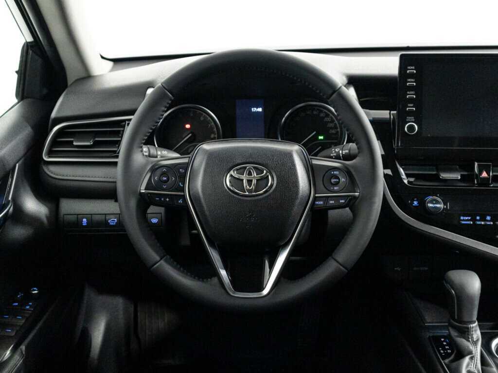 Купить Toyota Camry с пробегом. Фото: #19