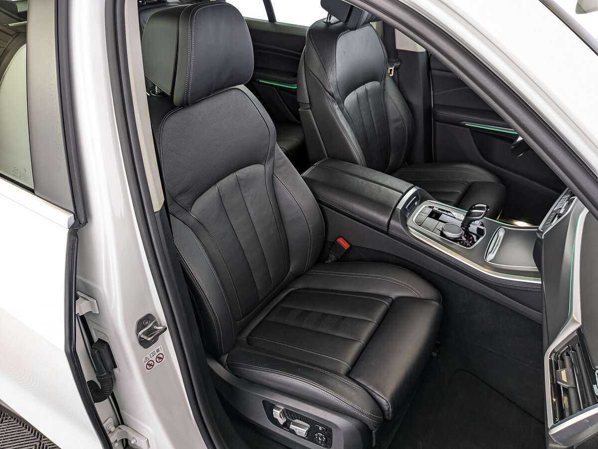 Купить BMW X5 с пробегом. Фото: #23