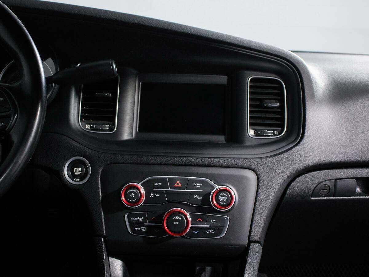 Купить Dodge Charger с пробегом. Фото: #11