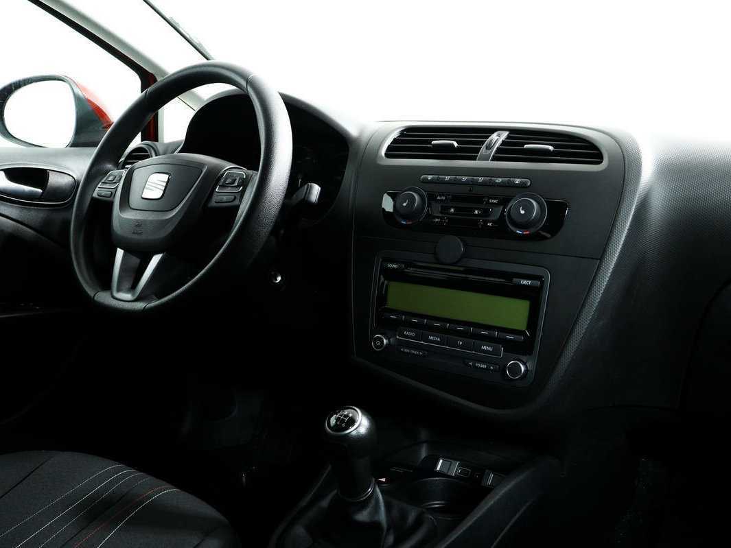 Купить SEAT Leon с пробегом. Фото: #8