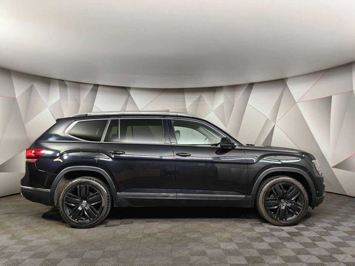 Купить Volkswagen Teramont с пробегом. Фото: #5
