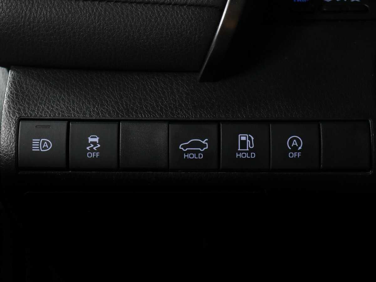 Купить Toyota Camry с пробегом. Фото: #18