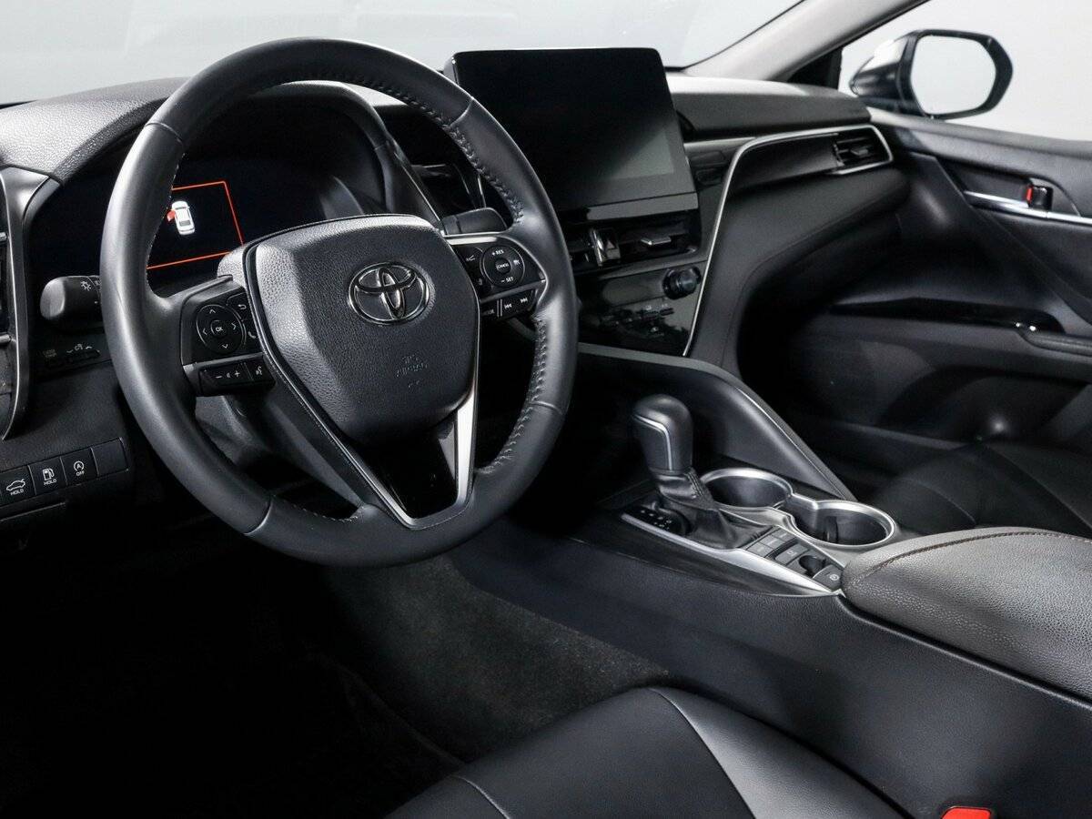 Купить Toyota Camry с пробегом. Фото: #13
